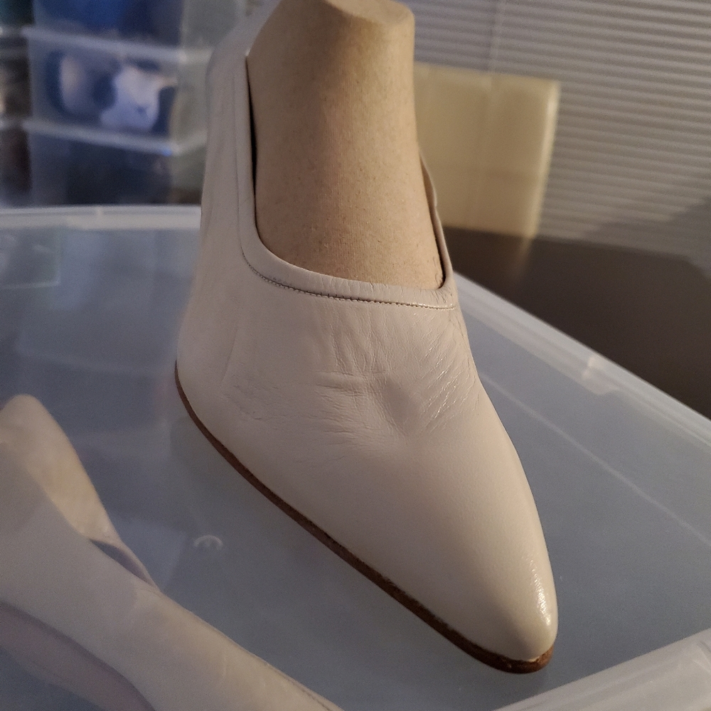 Martinez Valero Heels. Size: 11.